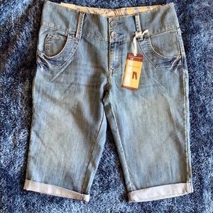 Lee bermuda cuff shorts